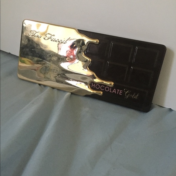 TooFaced Chocolate Gold - Picture 2 of 4